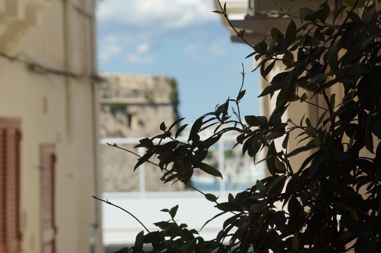 Palazzo Barba Bed & Breakfast Gallipoli Exterior photo